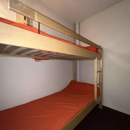 2 Pieces - Gn130-820 Apartment